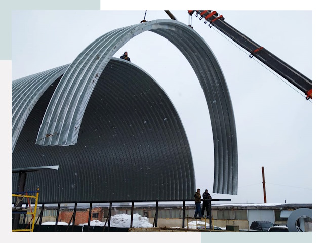 Полукруглые ангары в Октябрьском