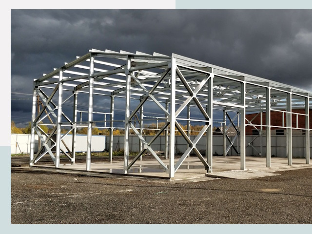 Двускатные ангары в Октябрьский от 621 руб. за квадрат